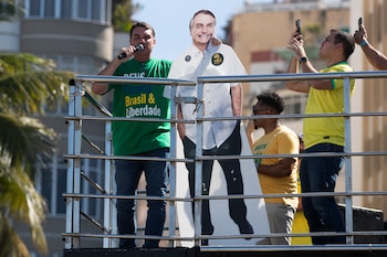 Le sénateur Flávio Bolsonaro, fils