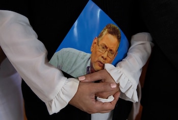 Bien que pris en retraite de la politique,