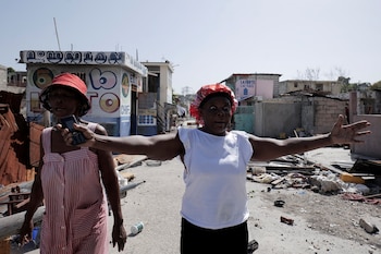 Un résident réagit pour voir