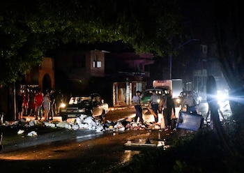 La police cubaine retire les débris