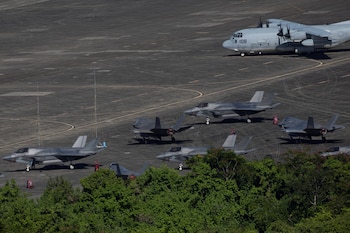 Un avion KC-130J Hercules de