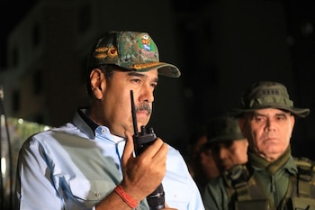   Nicolás Maduro parle pour