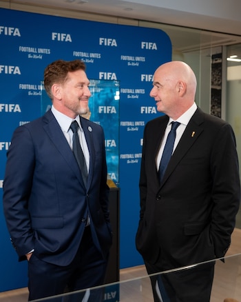 Domínguez et Infantino (@agdws)