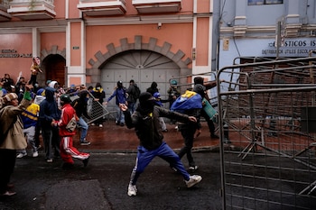 Les manifestants sont confrontés à la