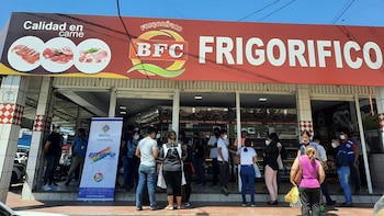 Le niveau du réfrigérateur BFC est bas
