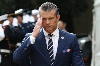 Pete Hegseth, bras droit