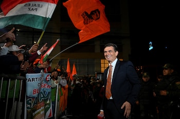 Rodrigo Paz a salué son