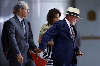 Le ministre Sidônio Palmeira, responsable