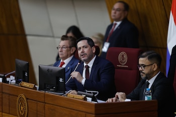 Député Raúl Latorre, président