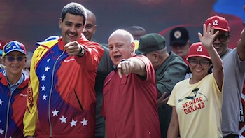 Par Nicolas Maduro et Diosdado
