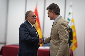 Rodrigo Paz a prêté serment à Marco