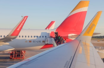 PHOTO DE DOSSIER : Les passagers débarquent