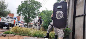 Une série de raids qui