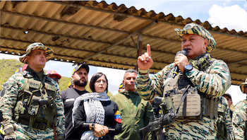 Diosdado Cabello avec des soldats