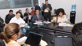 Les législateurs évaluent un projet