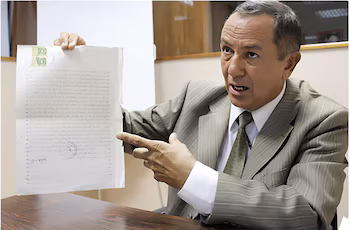 Colonel et avocat à la retraite