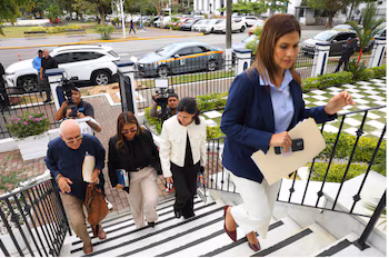 Le représentant Brenes a porté plainte