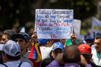 Les travailleurs vénézuéliens manifestent à nouveau pour de meilleurs salaires
