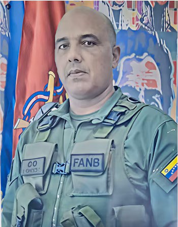   Le général de division Vidal José Francisco Coraspe était directeur régional des médias terrestres de REDI Oriente 