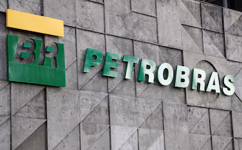 Petrobras maintient ses opérations d'exploration, de production et de raffinage de pétrole et de gaz naturel (Reuters)