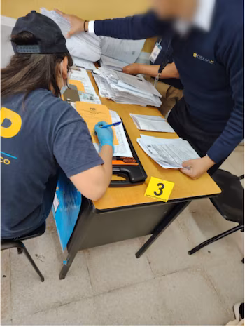 Les autorités guatémaltèques mènent des opérations dans le cadre de l'enquête sur la délivrance irrégulière de documents./(Ministère public du Guatemala)