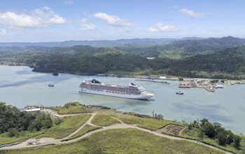 Le canal de Panama a contribué pour 144 millions de dollars en revenus de péages au gouvernement central. Europe Presse