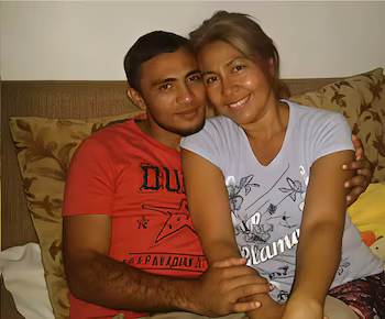 Petra Hernández avec son fils Danny Vásquez