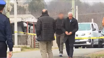 Le ministre de l'Intérieur, Carlos Negro, dans le quartier EL Monarca (Capture Telemundo/Douzième chaîne)