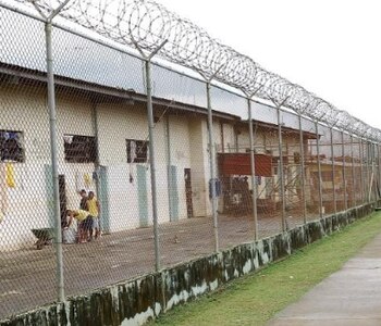 L'évasion de 195 prisonniers de La Joyita a déclenché l'une des plus grandes crises récentes du système pénitentiaire panaméen et a motivé une série de réformes annoncées par le gouvernement. Tiré de X