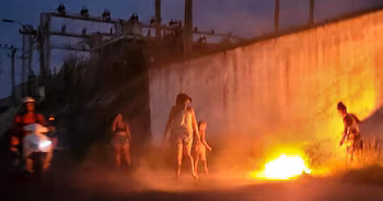 Cuisiner dans la rue - Familles cubaines sans gaz liquéfié, Cuba - Programme de surveillance alimentaire de courtoisie