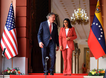 Le gouvernement de Donald Trump a invité le Venezuela aux activités énergétiques du G20 et la délégation sera conduite par la ministre des Hydrocarbures, Paula Henao. (Reuters/Leonardo Fernández Viloria)