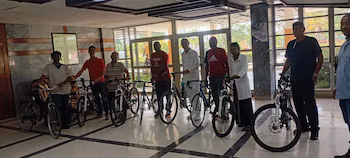 La livraison de vélos à Santiago de Cuba faisait partie du projet Cuba Soberana et d'une initiative de coopération avec la Belgique. (Photo prise depuis l'Hôpital général Dr Juan Bruno Zayas Alfonso)