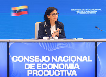 La production pétrolière vénézuélienne a enregistré une augmentation de 8 % cette année, après avoir surmonté la baisse initiale observée en janvier. (EFE/Palais de Miraflores)