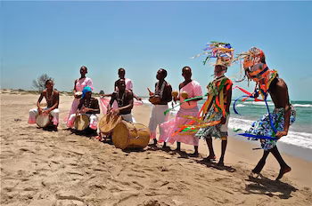 Les voyageurs visitent des destinations culturelles, archéologiques et naturelles, en plus des sites traditionnels de soleil et de plage. (Photo : Conseils pour le Honduras)