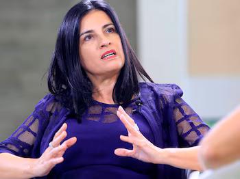 La députée progouvernementale Marta Esquivel a remis en question les résultats de la gestion de Solano face à l'augmentation de la criminalité au Costa Rica. Crédit : Pouvoir judiciaire