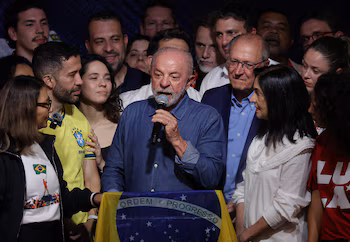 Les dirigeants du Mexique, du Paraguay, de la Bolivie, du Panama et de l'Uruguay ont été les premiers à réagir au résultat électoral et ont adressé leurs salutations au président réélu (REUTERS)