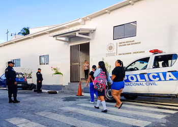 La sécurité a obtenu 98% d'approbation, suivie par l'éducation des enfants et des jeunes avec 95% et la gestion de l'emploi avec 85%. (Autorisation : Police nationale civile)