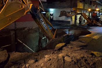 Un nouvel effondrement dans le quartier Pablo VI de Mixco a forcé la fermeture de la circulation des piétons et des véhicules.